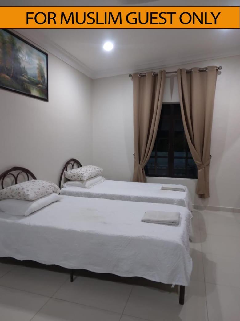 Yasmeen Studio Roomstay Kijal - Room 1 - For Two Person Islam Guest Only מראה חיצוני תמונה